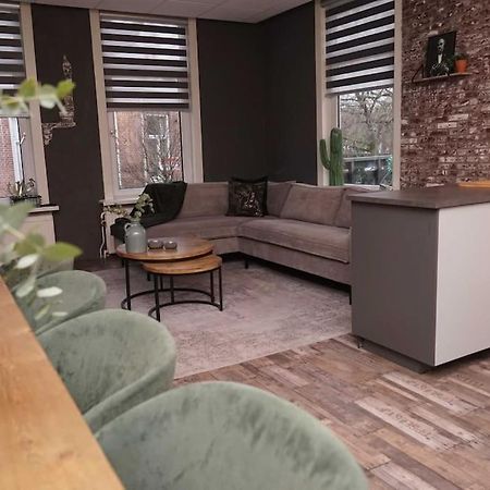 Ruim Appartement In Utrecht. ภายนอก รูปภาพ