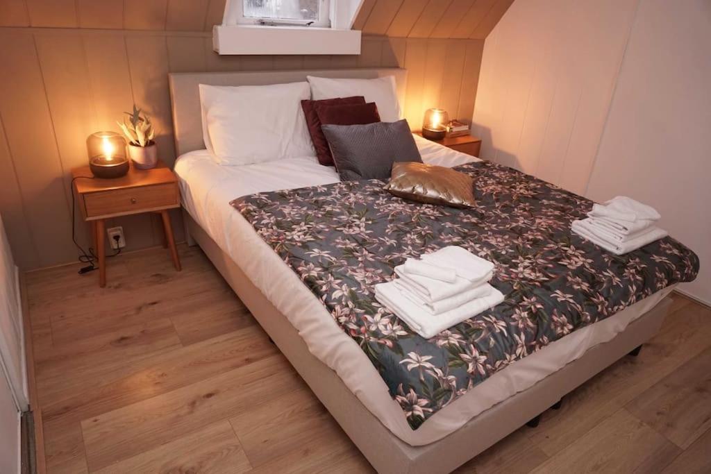 Ruim Appartement In Utrecht. ภายนอก รูปภาพ