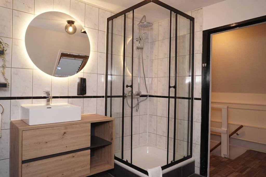 Ruim Appartement In Utrecht. ภายนอก รูปภาพ